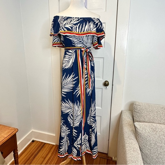 Flying Tomato Dresses & Skirts - FLYING TOMATO BLUE HAWAIIAN FLOWER RUFFLE OFF THE SHOULDER W BELT SZ LARGE